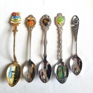 20 Various Sizes and Styles of Vintage Metal Collectible Souvenir Spoons